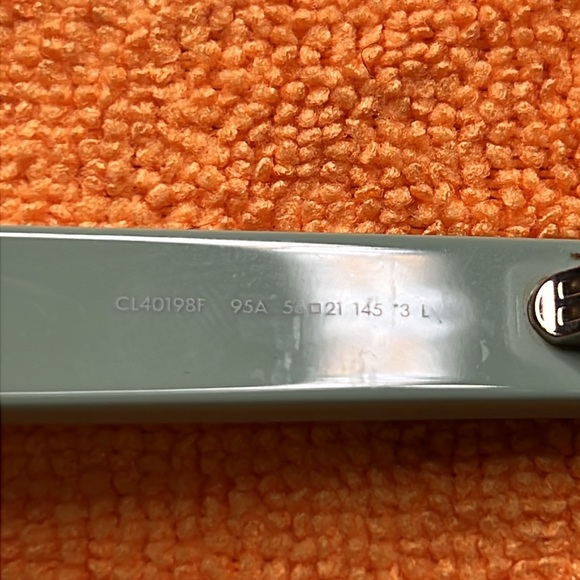 CELINE MONOCHROMS SQUARE-FRAME ACETATE SUNGLASSES ๐ - Picture 8 of 12